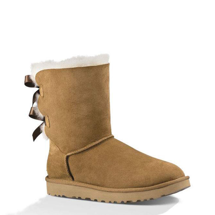 UGG// W BAILEY BOW II - CHESNUT OI17