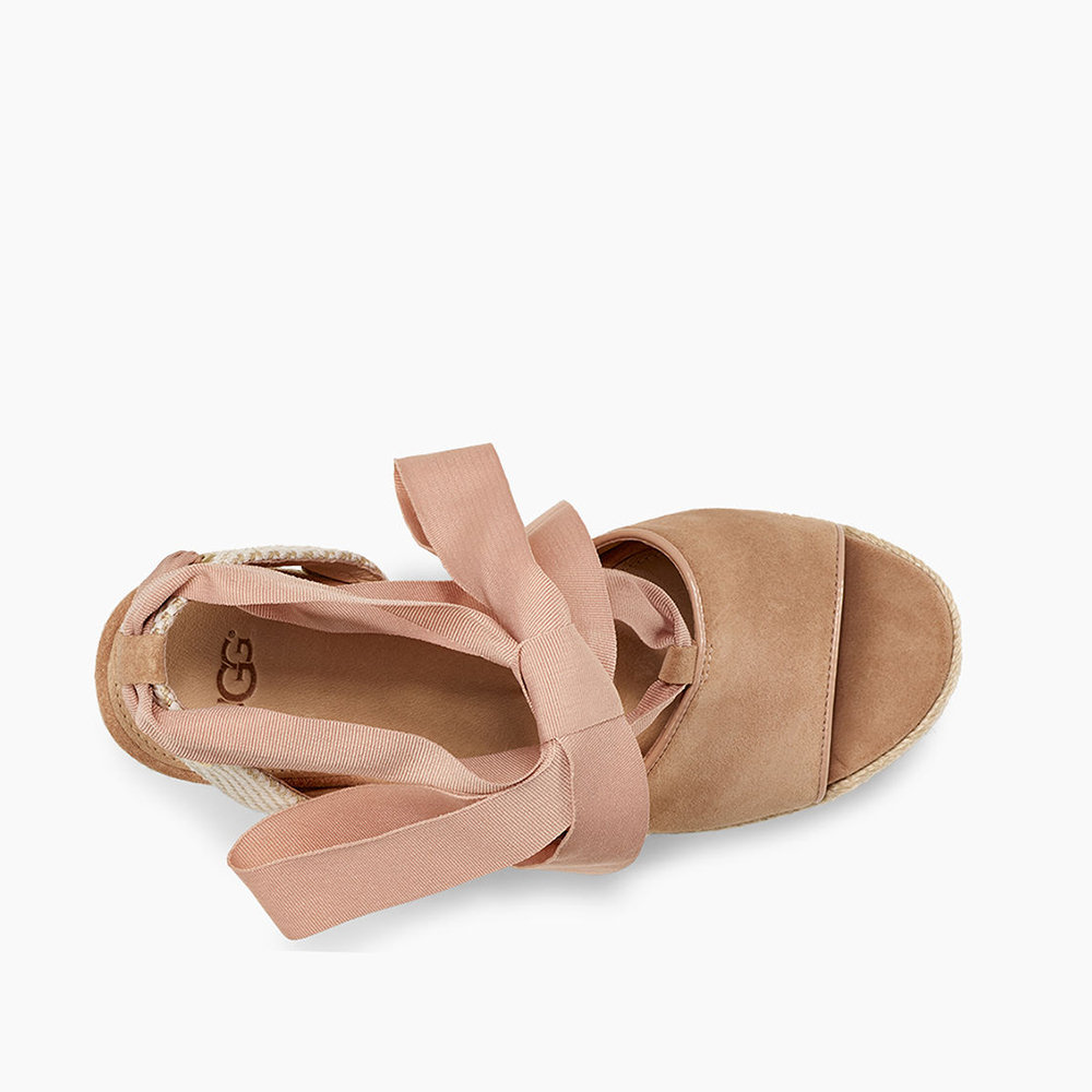 UGG SHILOH ARROYO GARDENIA