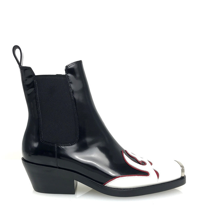 JEFFREY CAMPBELL // POKER / BLACK+WHITE+RED - ::