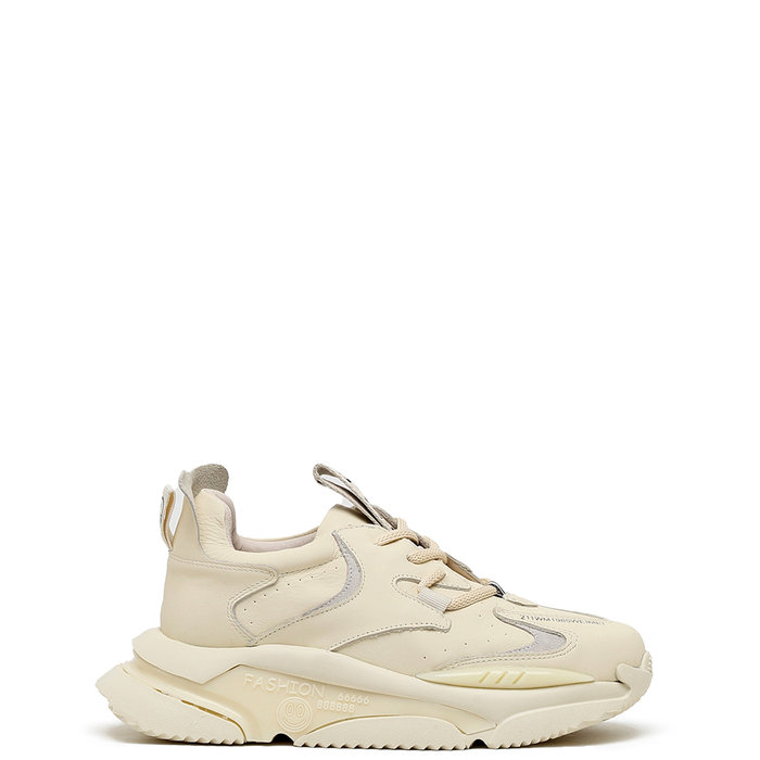 EXÉ // W211 / OFFWHITE - ::