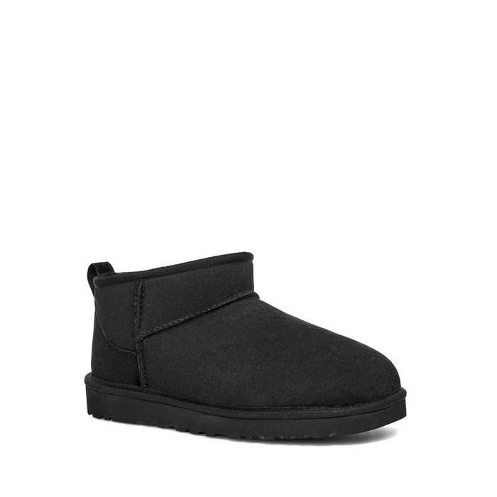 UGG // M CLASSIC UL MINI / BLK - ::