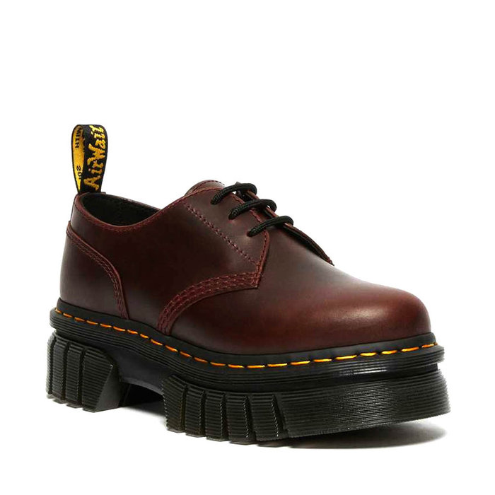 DR. MARTENS // AUDRICK 3I / CHARRO BRANDO - ::