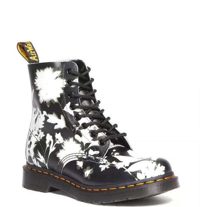 DR. MARTENS // 1460 PASCAL / WHITE+BLACK - ::